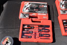 2x Screwdriver sets. V
