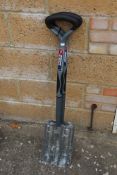 2x Spear & Jackson forks. V