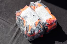24x Gripper gloves. V