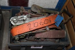 Quantity of ratchet straps. V