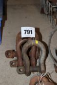 3x large shackles. From a deceased estate.