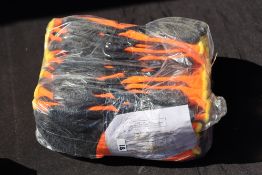 12x Pairs thermal gloves. V