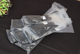 Assortment of cable ties. V