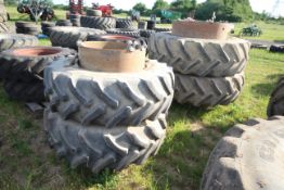 Set of stocks duals wheels and clamps. Comprising