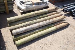 11x 7ft used fence posts. V