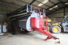 Horsch Leeb 6 GS 36m trailed sprayer. 2016. c.40,000 Ha. 620/70R42 wheels and tyres. With 50cm