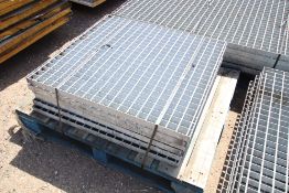 5x 36.5in x 34in steel grates. V