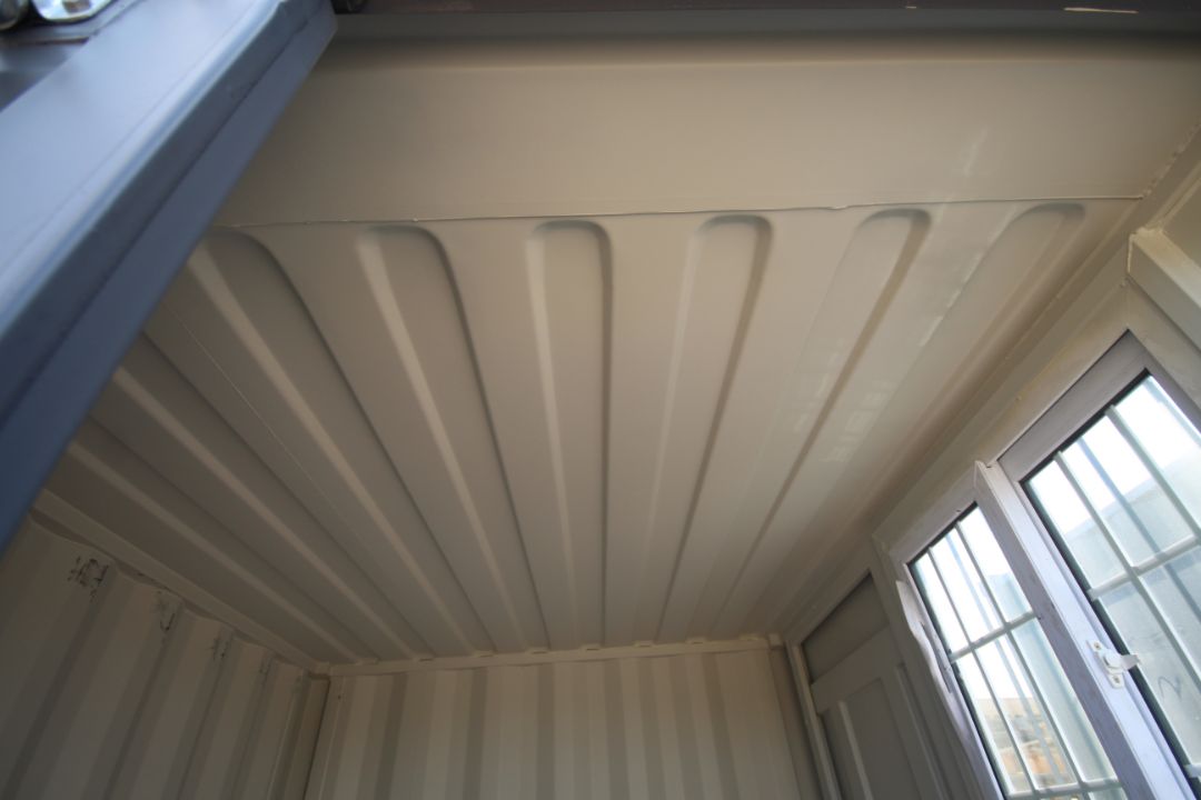 V Unused 8ft container. With side door and window. Key held. V - Image 11 of 11