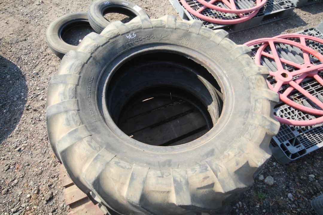 2x 11.25-24 Good-Year tyres. - Image 3 of 3