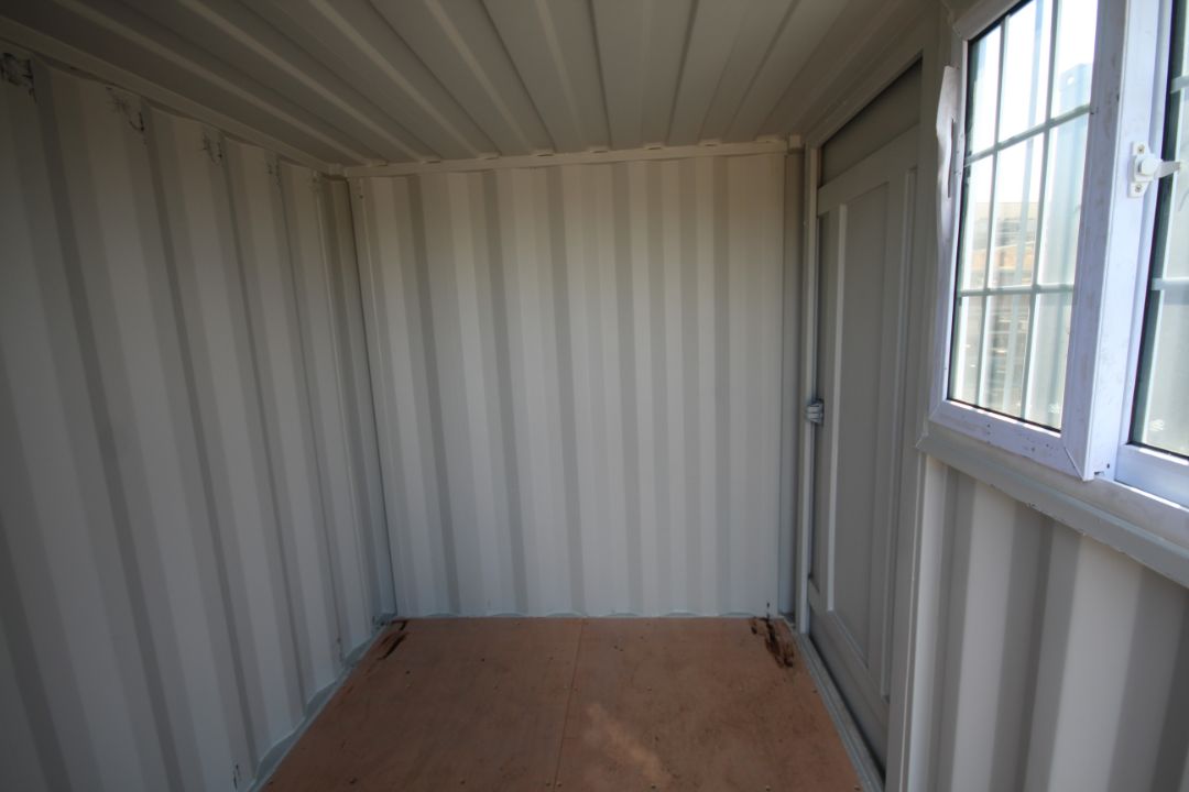 V Unused 8ft container. With side door and window. Key held. V - Image 8 of 11