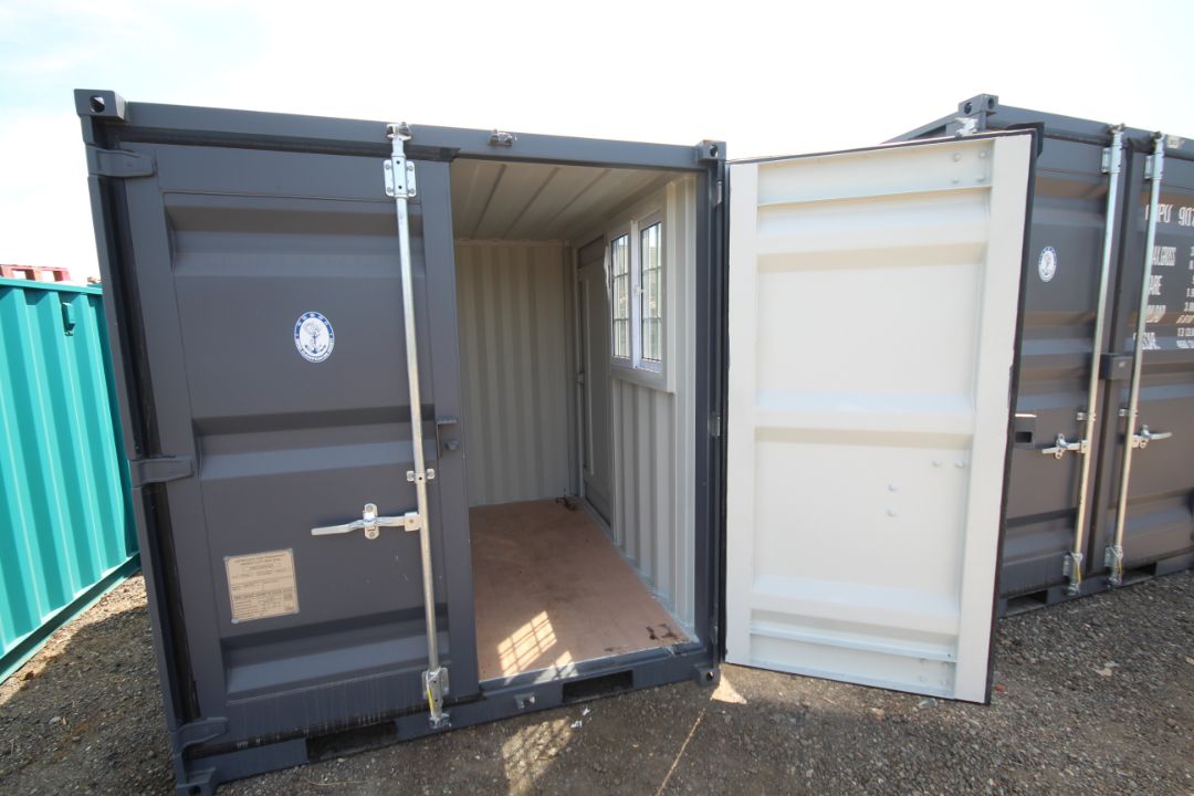 V Unused 8ft container. With side door and window. Key held. V - Image 6 of 11