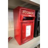 V Red postbox (200mm deep). V