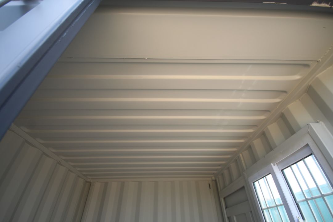 V Unused 9ft container. With side door and window. Key held. V - Image 11 of 11