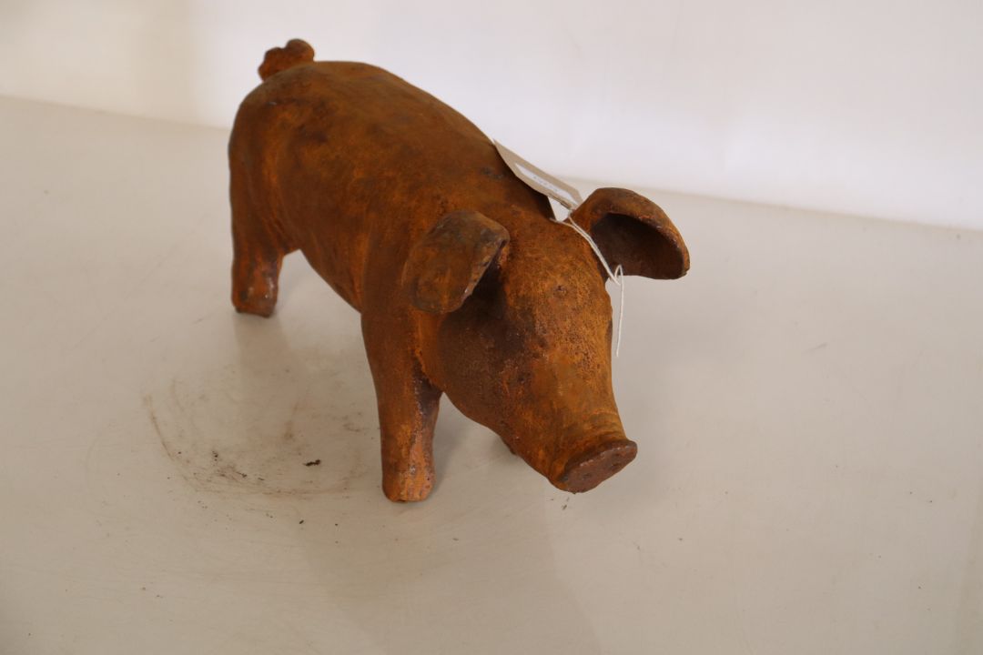 A cast iron pig (9) - Image 1 of 5