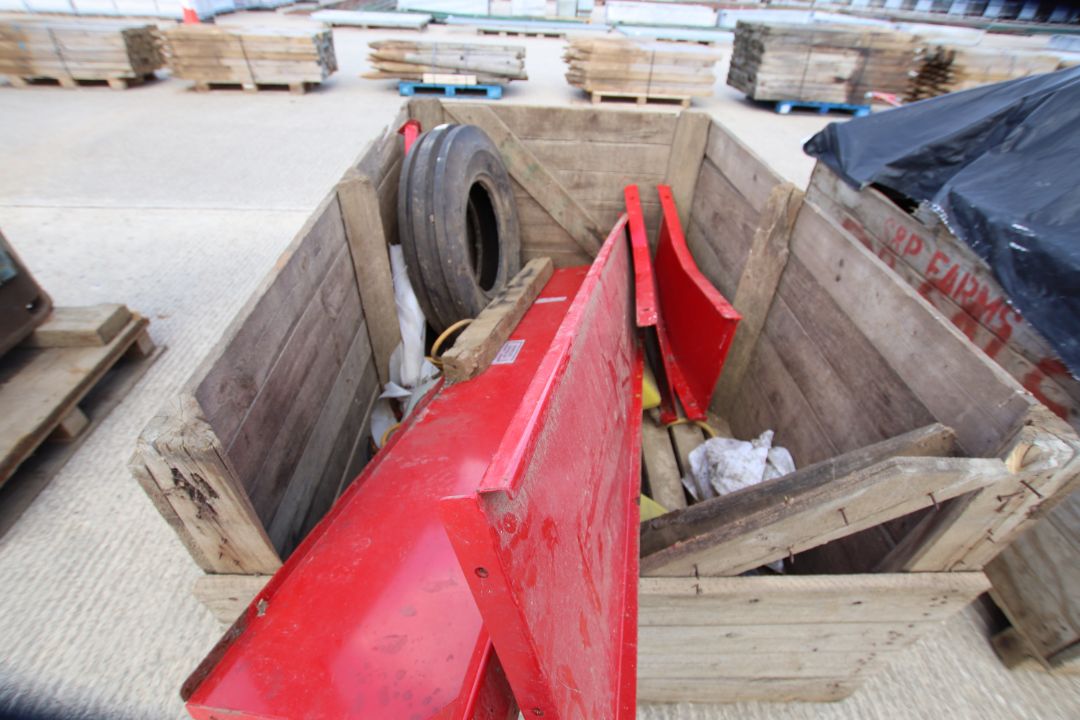 + VAT Stillage with C-Dax sprayer, unused 7.50-16 tyre, guards etc. Included by kind permission. - Image 2 of 9