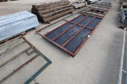 9ft 7in ¾ sheeted heavy duty cattle yard gate.