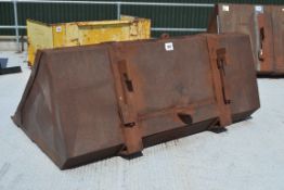 + VAT General purpose bucket. Requires attention. Merlo brackets.