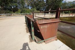 Big bale rack for cattle yard. To take 2x Hesston bales.