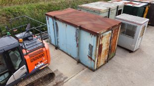 c.16ft x 8ft jack leg steel container.