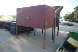 + VAT Hopper on stand. Included by kind permission.