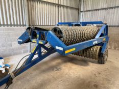 + VAT Dalbo Compact 630 6.3m hydraulic folding rolls. 2009. With Snowflake rings. On farm from new.