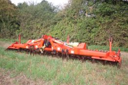 + VAT Frandent M1-400L 6m hydraulic folding power harrow. 2011. With wheel track eradicators and