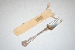 A Tiffany & Co. Sterling silver serving fork, 108gms