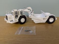 CAT 631D Motor Scraper - White with original box & spare parts. (64)