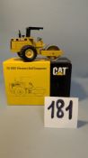 A NZG 1:50 CAT CS-563C Vibratory Soil Compactor. Art No. 401 with original box. (181)