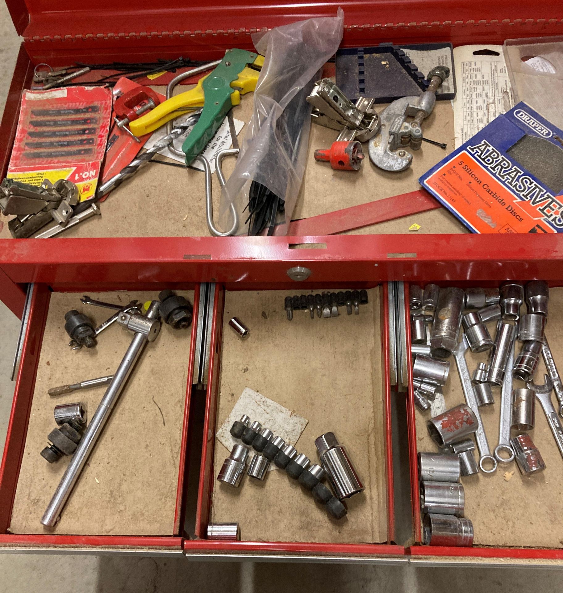 Large Clarke 7 tray tool chest (66cm x 39cm x 30cm) with a selection of tools - some new (CWH REF: - Image 3 of 6