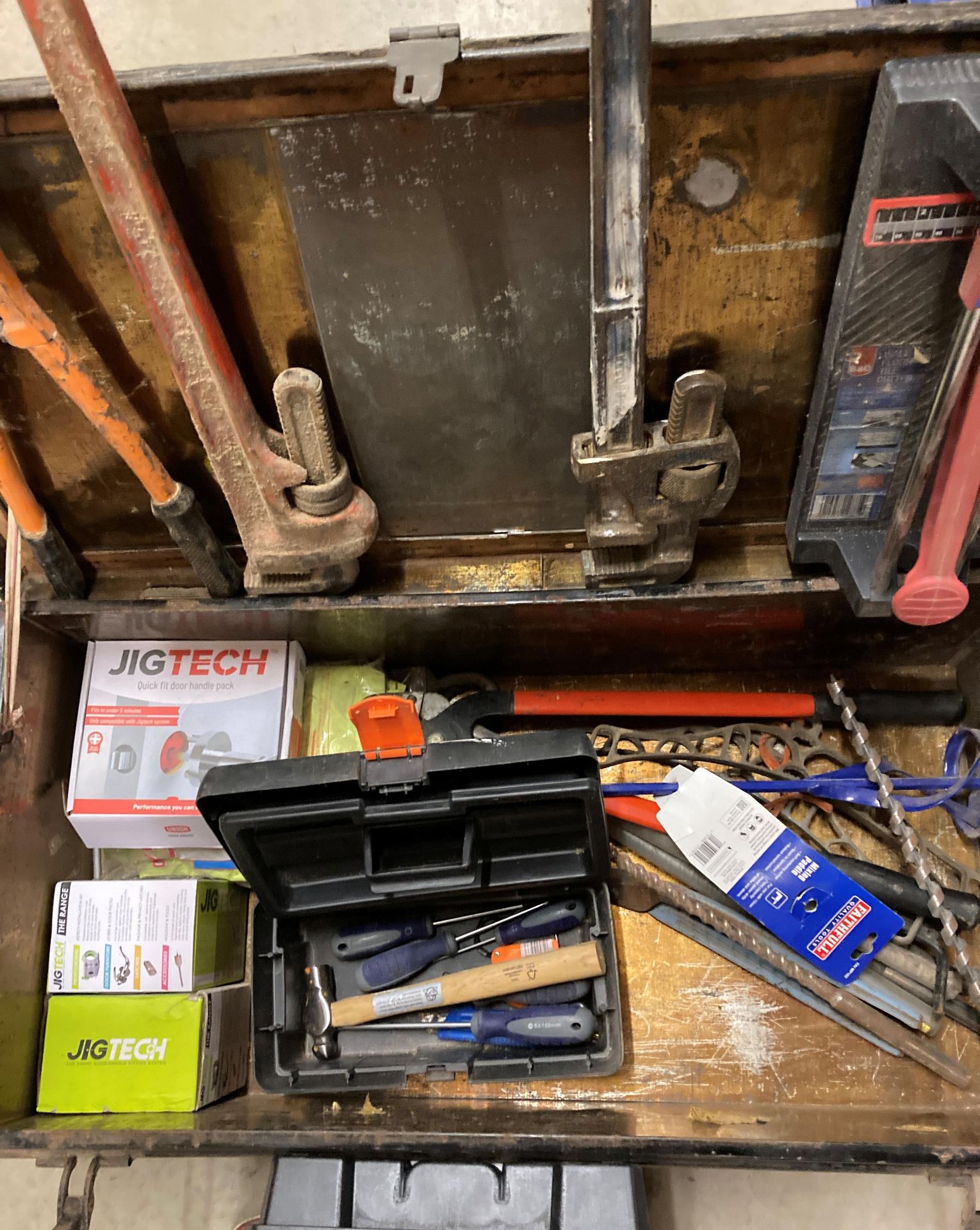 A large tool chest with a selection of tools, - Image 3 of 4