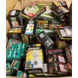 Contents to box - large quantity of assorted packaged light bulbs (CWH Ref: E11)