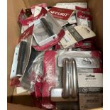 Contents to box - mixed new Securit products (CWH Ref: E11)