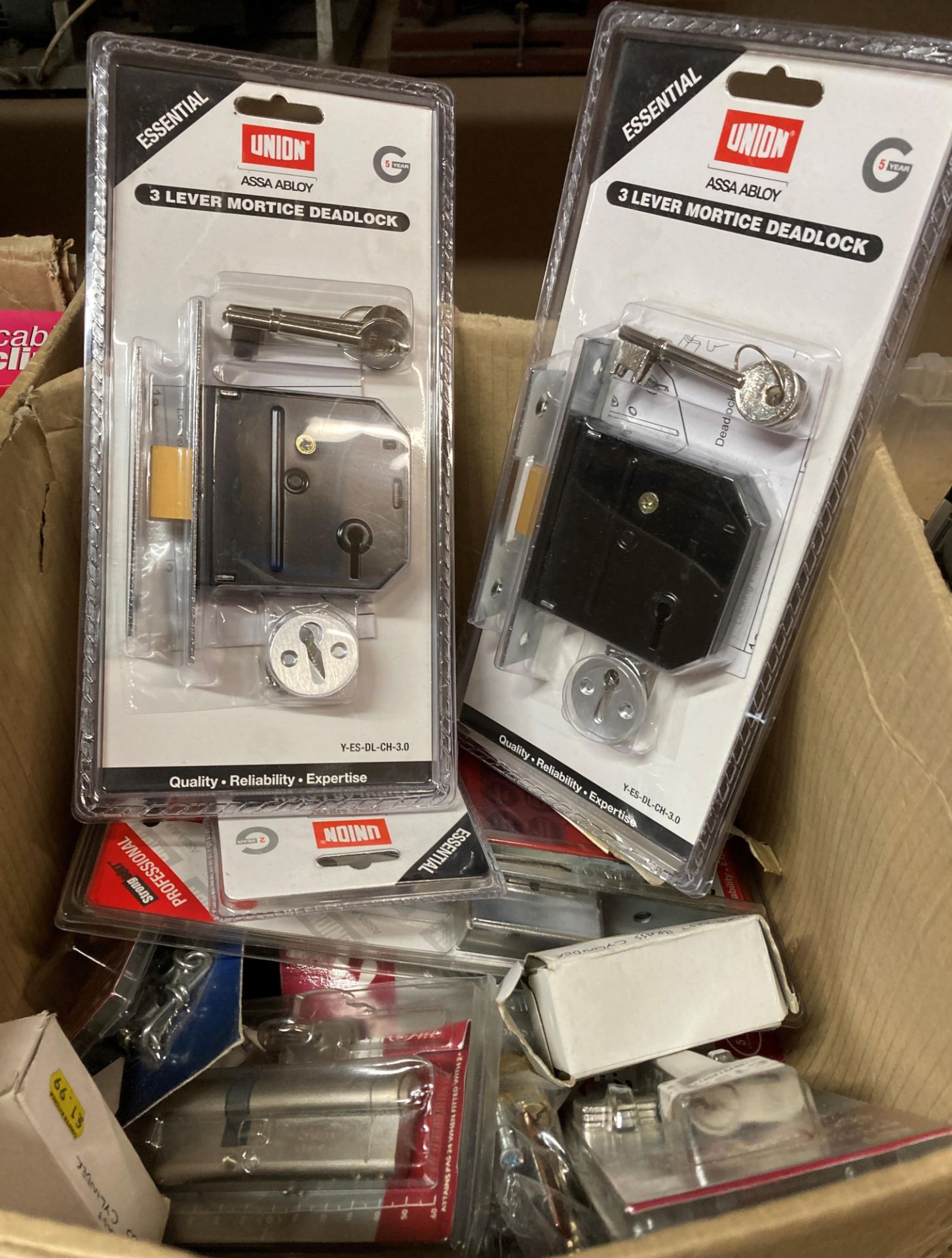 Contents to box - assorted new locks and latches, etc.