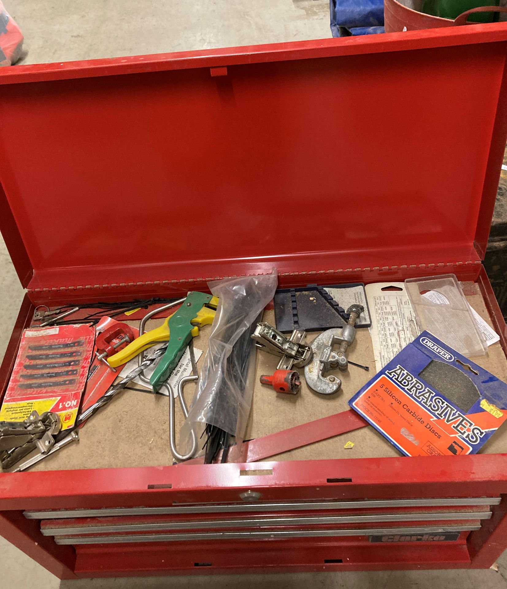 Large Clarke 7 tray tool chest (66cm x 39cm x 30cm) with a selection of tools - some new (CWH REF: - Image 2 of 6
