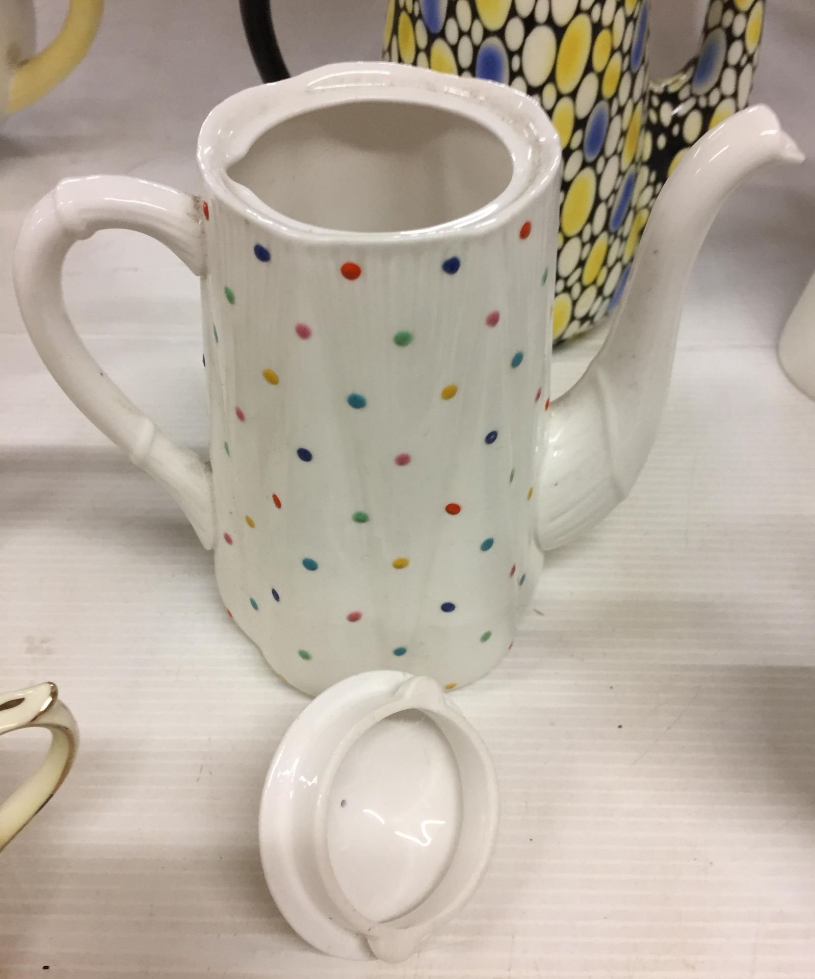 Five Shelley coffeepots and one teapot, - Image 9 of 10