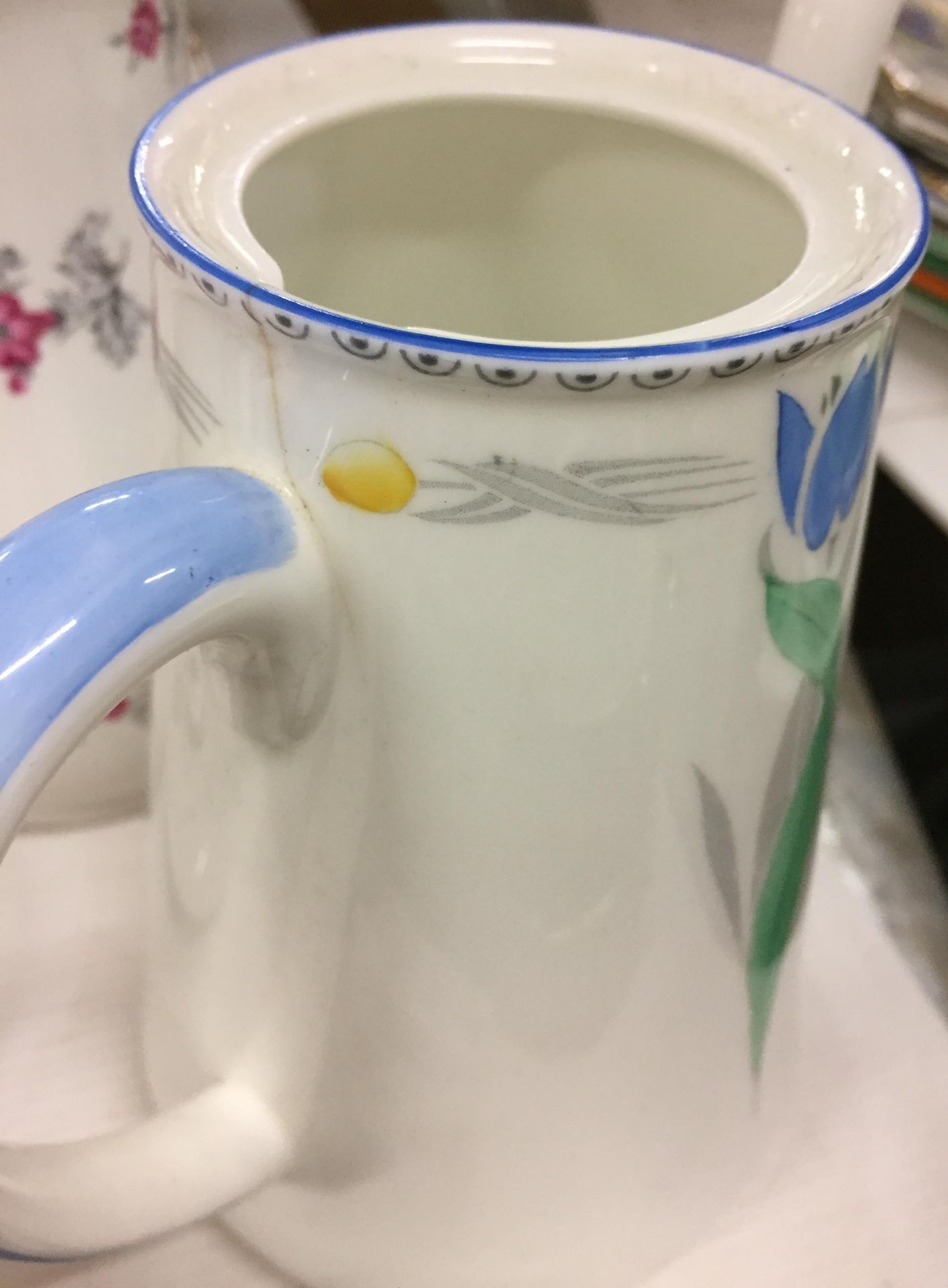 Five Shelley coffeepots and one teapot, - Image 6 of 10