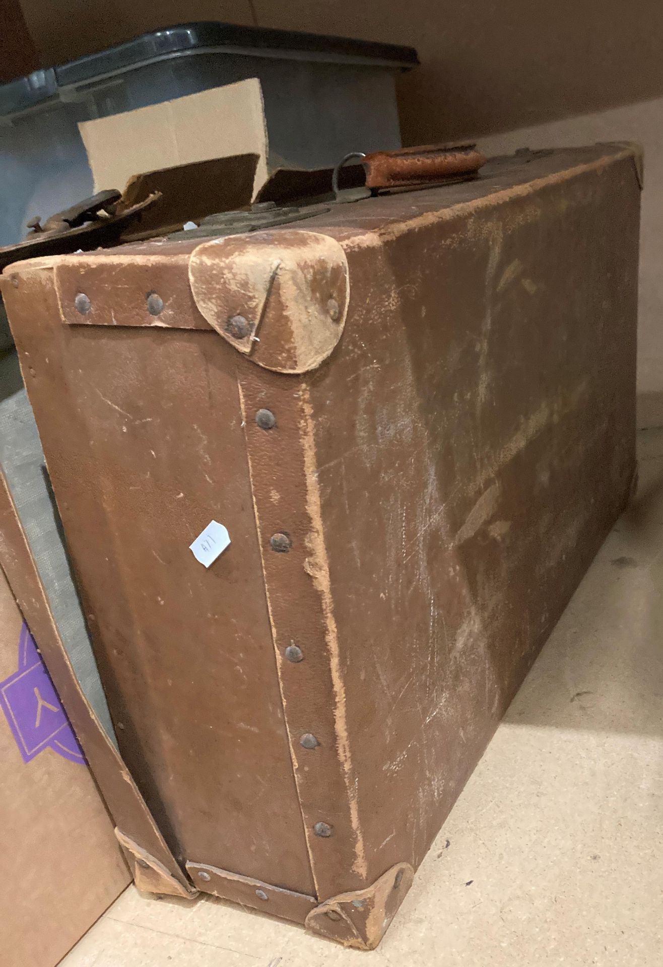 Contents to part shelf; brown fibre suitcase, portable radio, small guillotine, - Image 4 of 4