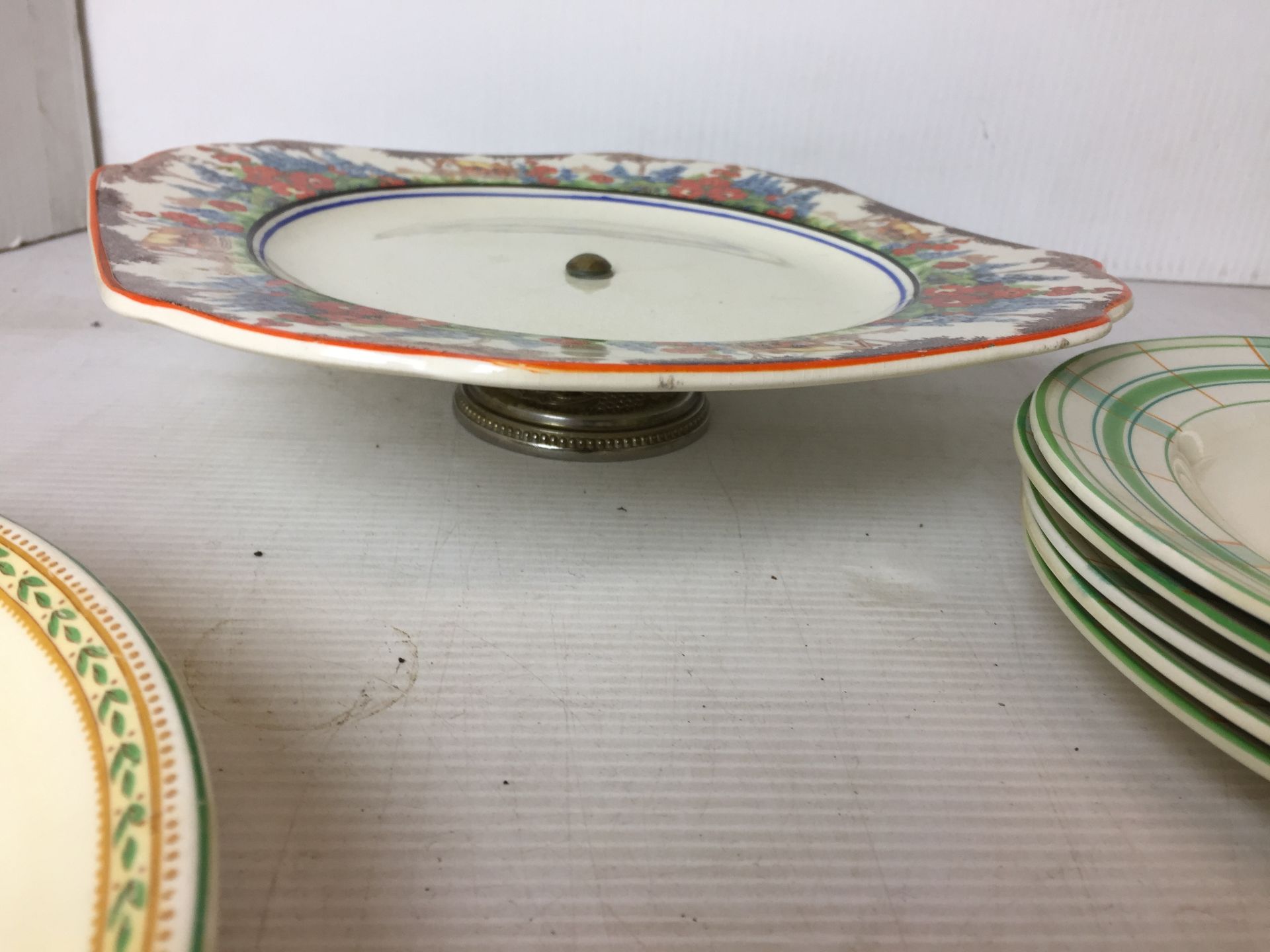 Fifty-eight items including thirteen pieces of C & E Norvile Ware flower and leaf decorated - Image 12 of 12