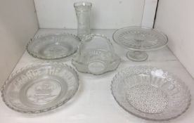 Six glass items including cake stand 22cm diameter,