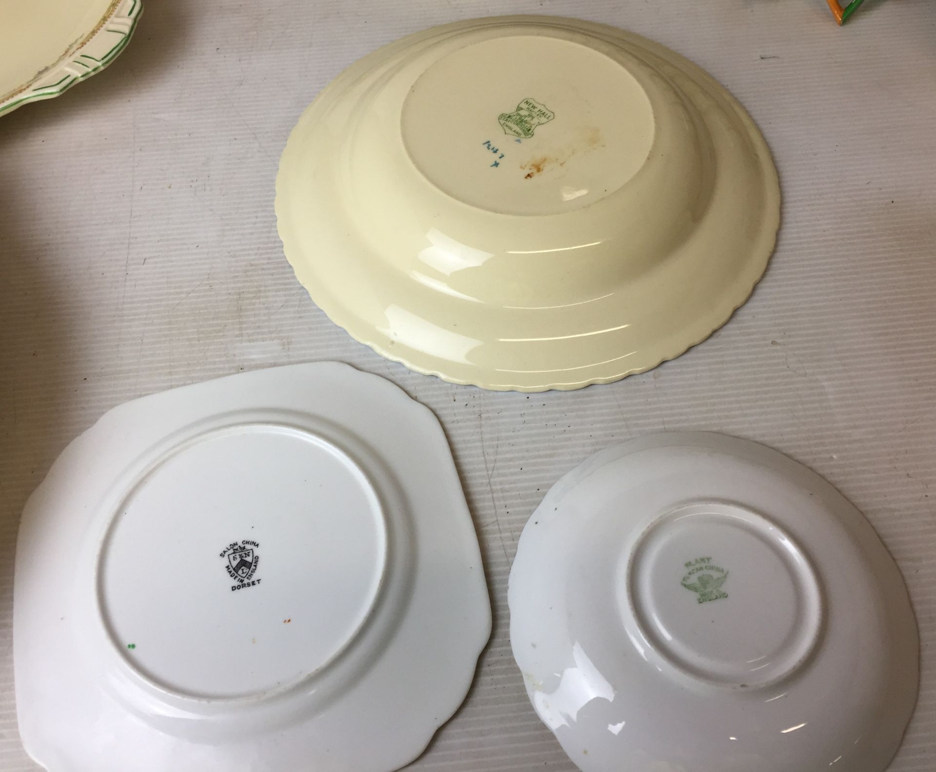 Fifty-eight items including thirteen pieces of C & E Norvile Ware flower and leaf decorated - Image 9 of 12