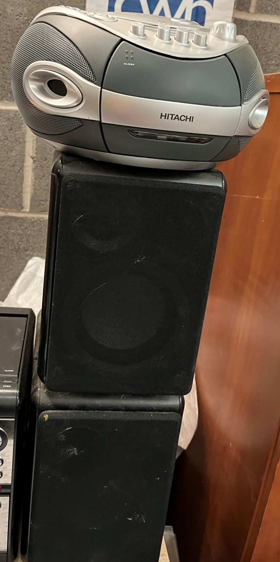 Pair of Phillips Hi-Fi speakers, Morphy Richards Hi-Fi system, - Image 4 of 4