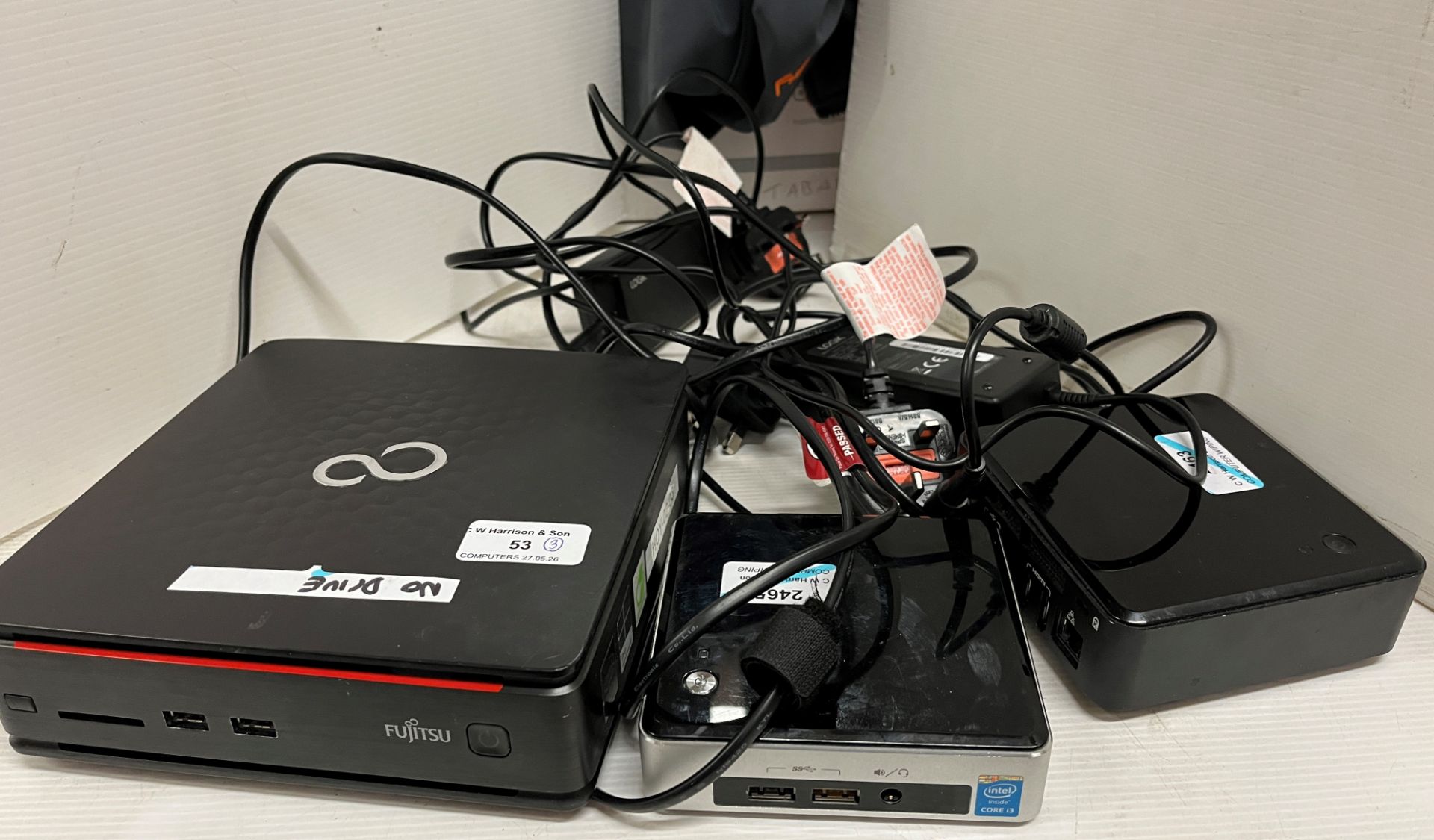 Intel NUC desktop (with bios test i3-3217 CPU 8G B RAM 224G B HD),