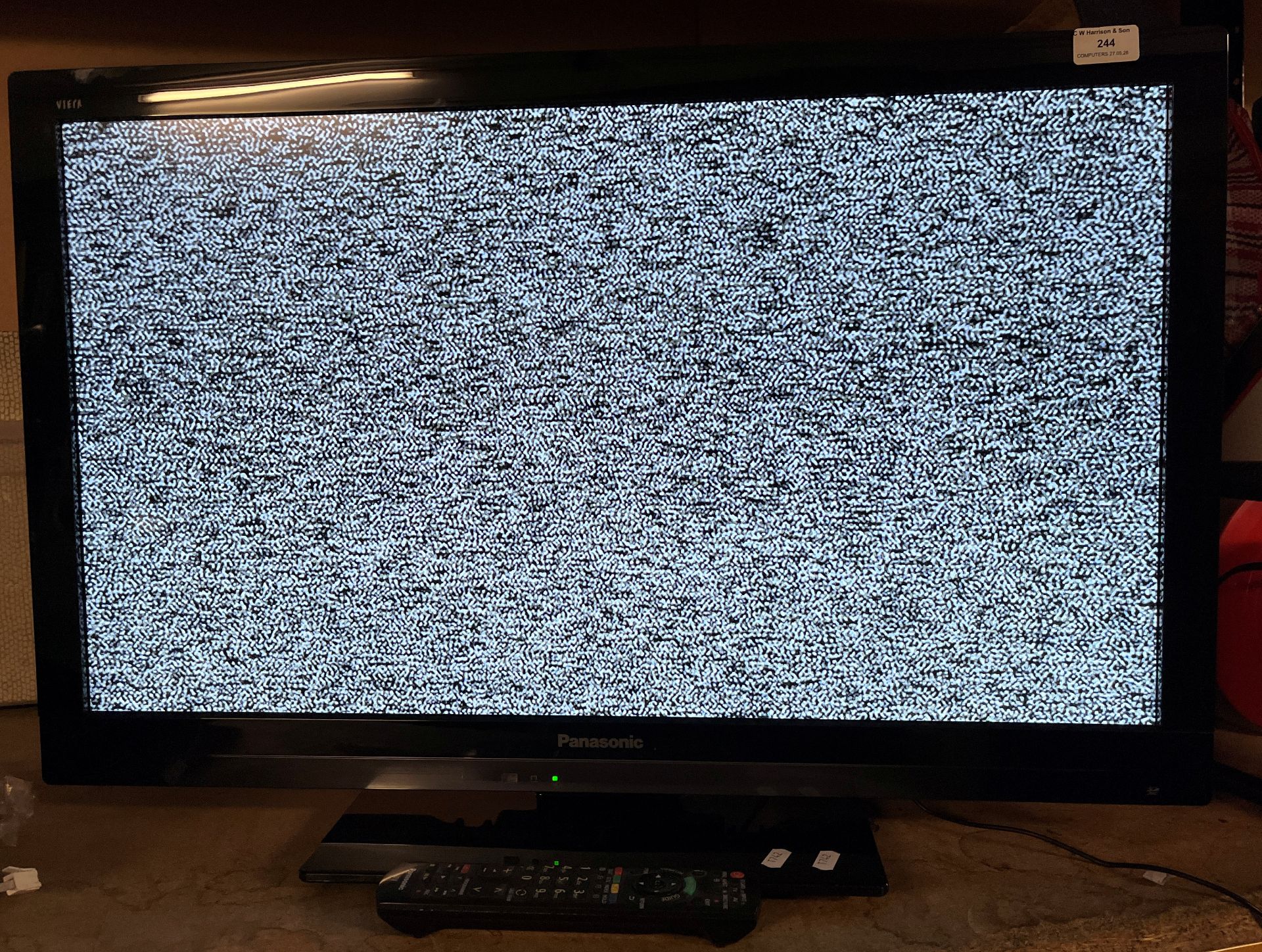 Panasonic Viera 32" TV model TX-L32E3B complete with power lead and remote (CWH Ref: PO)