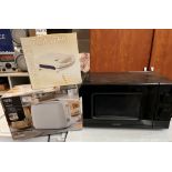 3 x items - Confee microwave in black,
