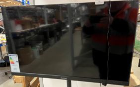 Viewsonic 32" LCD computer monitor model VS19151 on an adjustable black metal stand (CWH Ref: End