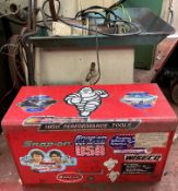 1 x Snap-On tool box with lift-up top and 9 drawers, together with assorted tools including sockets,