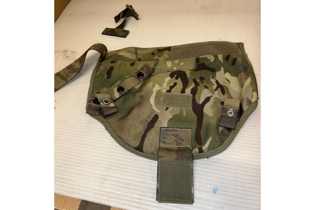 Contents to box - a quantity of Brassards, waist bands, half collars, - Image 5 of 6