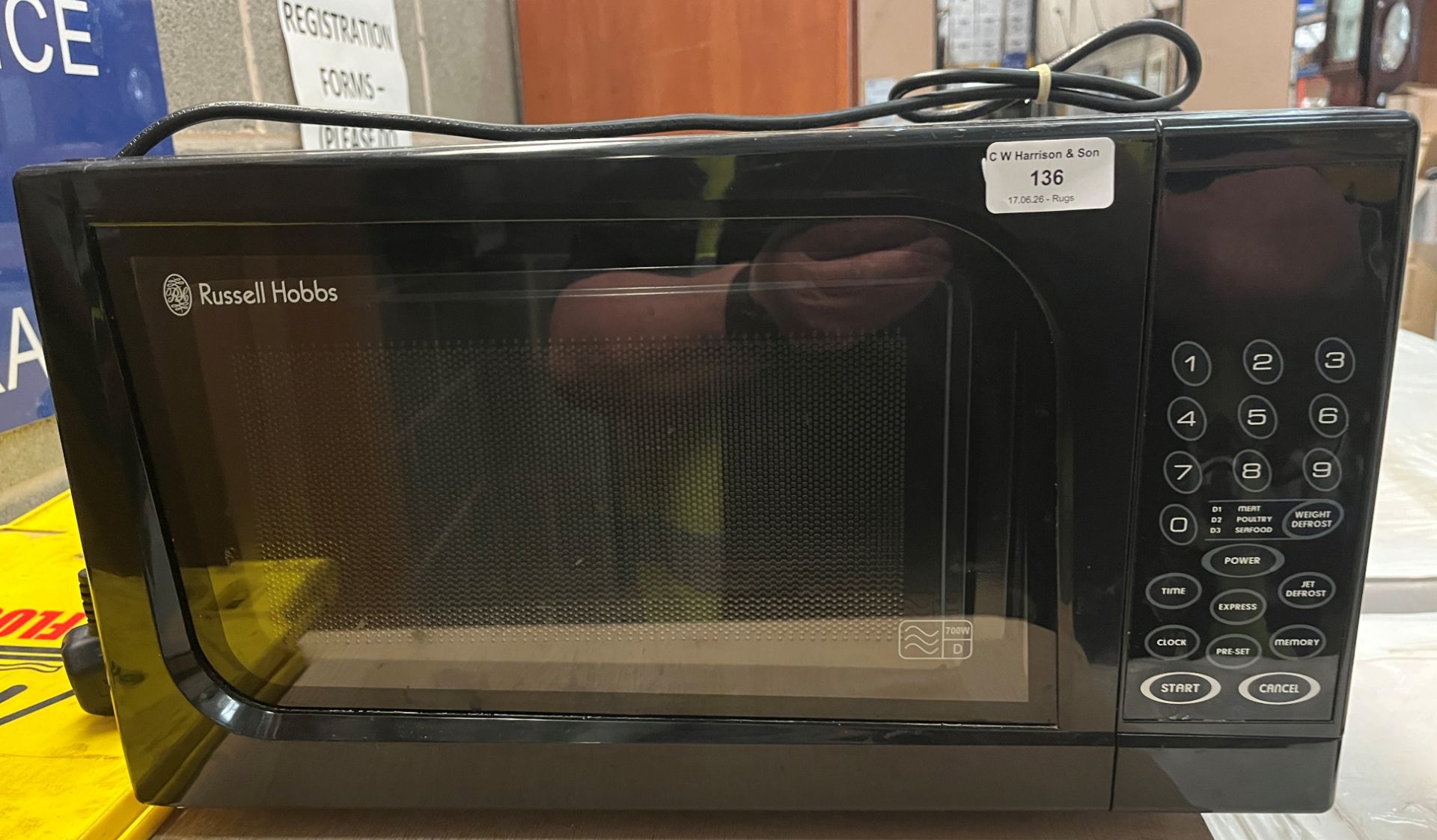 Russel Hobbs 750w microwave oven in black (CWH Ref: PO) Further Information ***