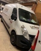 RENAULT MASTER LM35 BUSINESS ENERGY DCI PANEL VAN (2298cc) - Diesel - White.